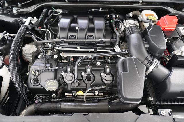 2018 Ford Taurus SE FWD - 22821010 - 24