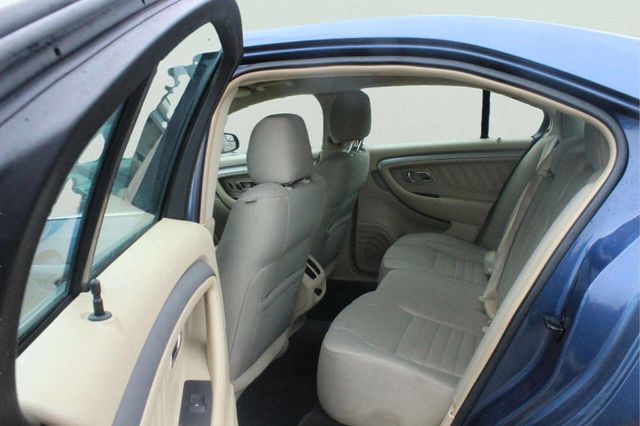 2018 Ford Taurus SE FWD - 23003881 - 4