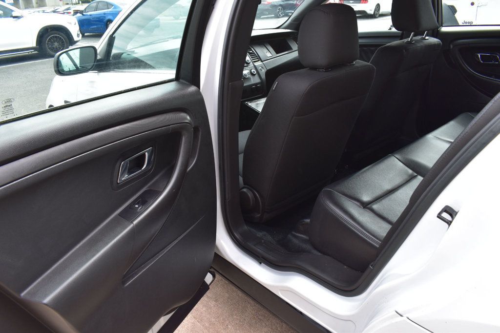 2018 Ford Taurus SEL AWD - 23087890 - 11