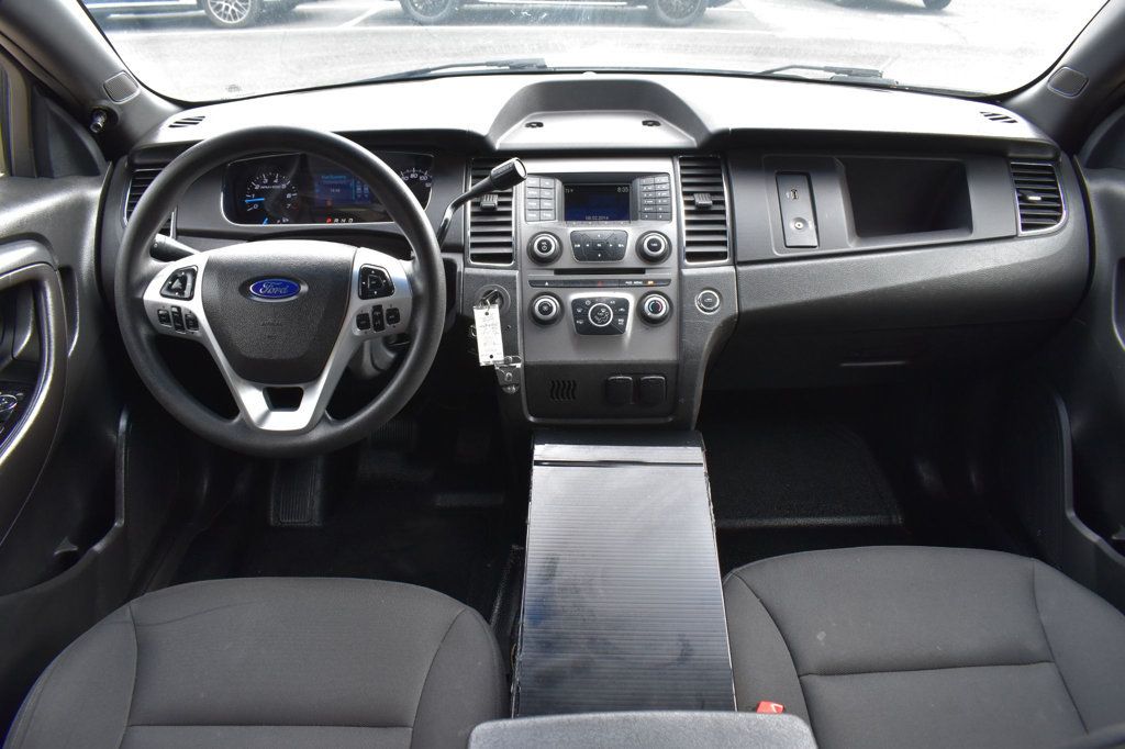 2018 Ford Taurus SEL AWD - 23087890 - 24
