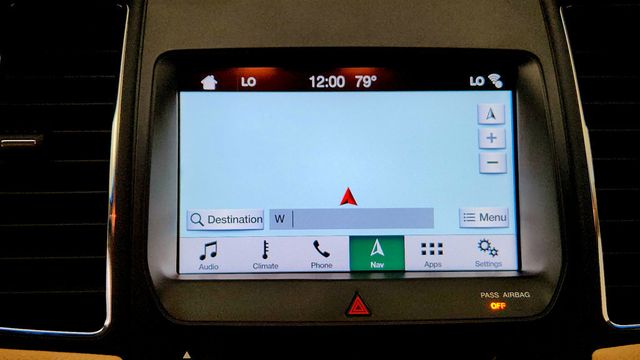2018 Ford Taurus SEL FWD w/ SYNC 3, Navigation & Heated Leather - 23057893 - 17