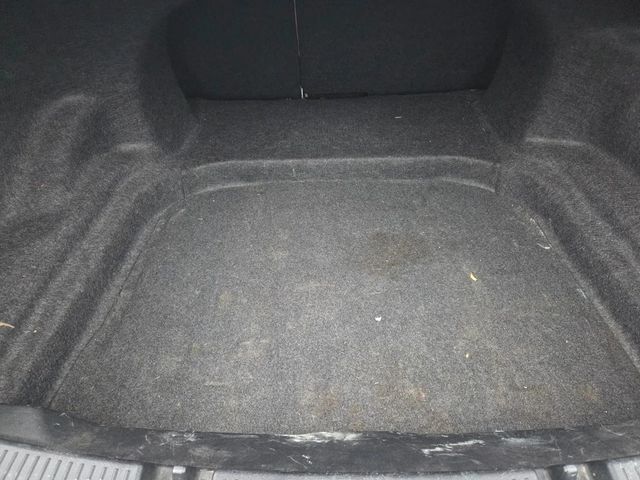 2018 Ford Taurus SE Sedan 4D - 22951454 - 11