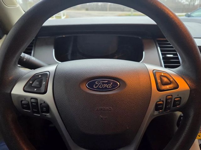 2018 Ford Taurus SE Sedan 4D - 22951454 - 22