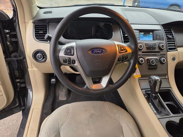 2018 Ford Taurus SE Sedan 4D - 22951454 - 5