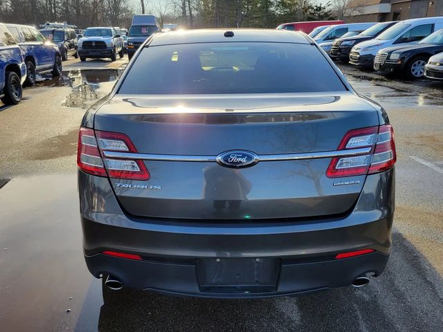 2018 Ford Taurus SE Sedan 4D - 22982669 - 10