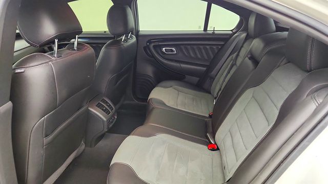 2018 Ford Taurus SHO AWD w/ Driver Assist Pkg, Power Moonroof & Voice Navigation - 23023594 - 21