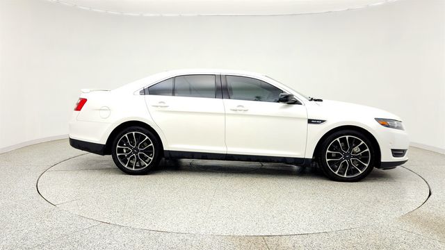 2018 Ford Taurus SHO AWD w/ Driver Assist Pkg, Power Moonroof & Voice Navigation - 23023594 - 3