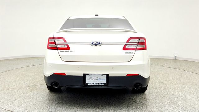 2018 Ford Taurus SHO AWD w/ Driver Assist Pkg, Power Moonroof & Voice Navigation - 23023594 - 5
