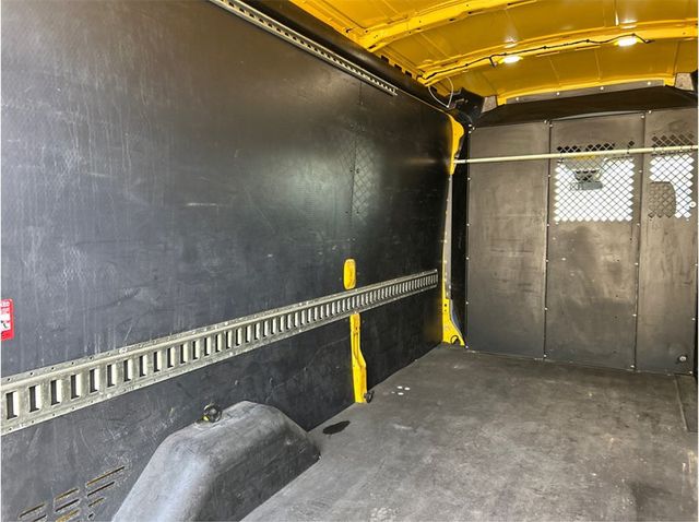 2018 Ford Transit 250 Van 250 MEDIUM ROOF CARGO BACK UP CAM CLEAN - 23022046 - 18