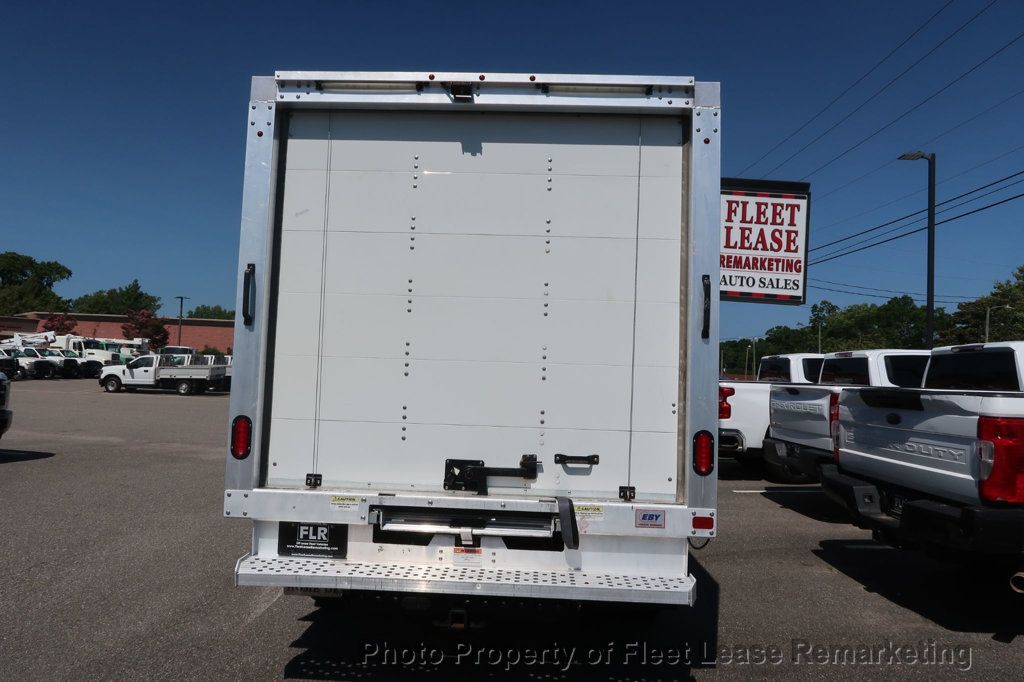 2018 Ford Transit Chassis Transit 350HD 14' Box Truck DRW - 23050026 - 3