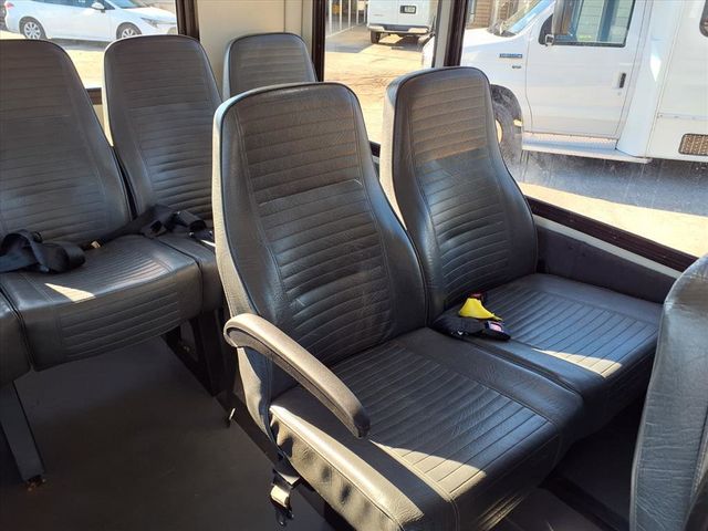 2018 Ford Transit Cutaway T-350 DRW 138" WB 10360 GVWR - 22930935 - 16