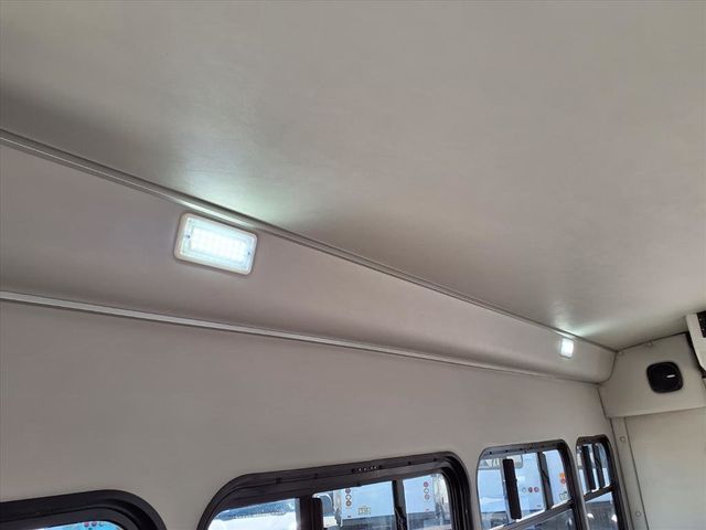 2018 Ford Transit Cutaway T-350 DRW 138" WB 10360 GVWR - 22930935 - 19