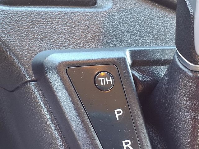 2018 Ford Transit Cutaway T-350 DRW 138" WB 10360 GVWR - 22930935 - 32