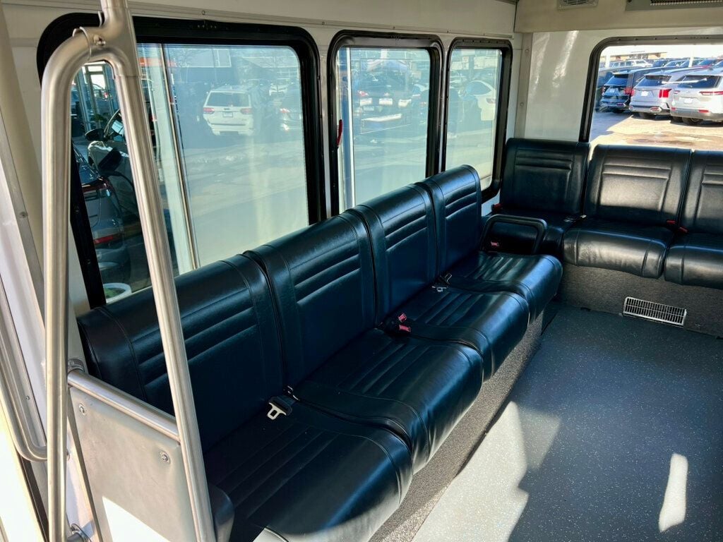 2018 Ford Transit Cutaway T-350 DRW 156" WB 10360 GVWR - 22871767 - 8