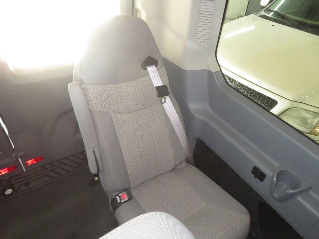 2018 Ford Transit Passenger Wagon T150 MED ROOF XLT EXTAR CLEAN PASSENGER 2 OWNER  - 23065220 - 23