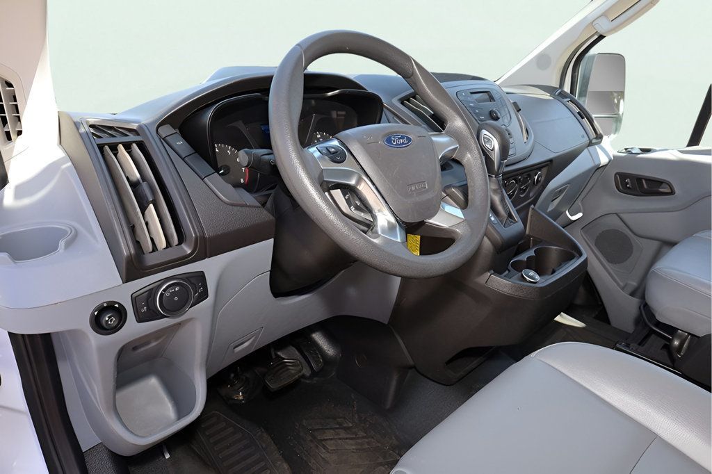 2018 Ford Transit Passenger XL Van photo 17