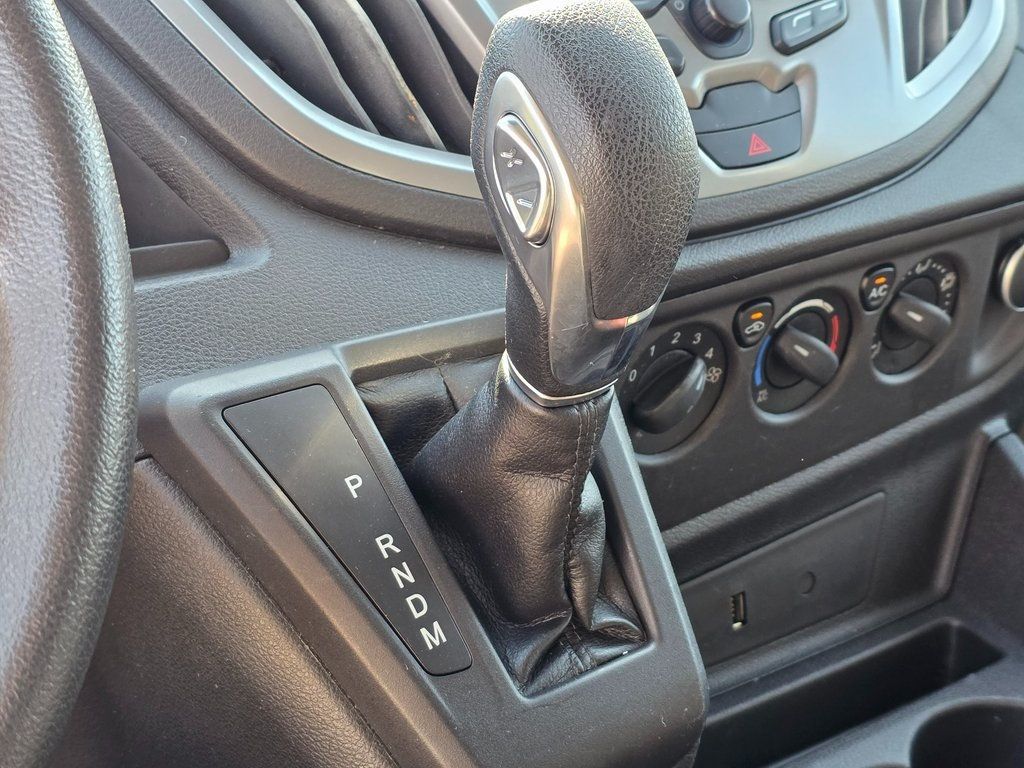 2018 Ford Transit Passenger Wagon T-350 148" Low Roof XLT Sliding RH Dr - 22957425 - 33