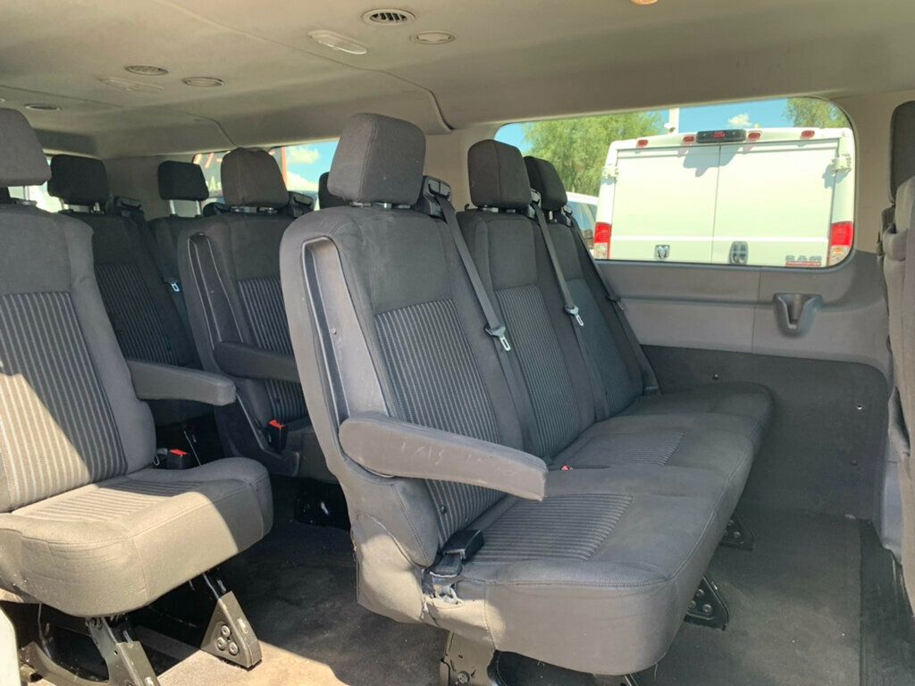 2018 Ford Transit XLT Passenger Van photo 3