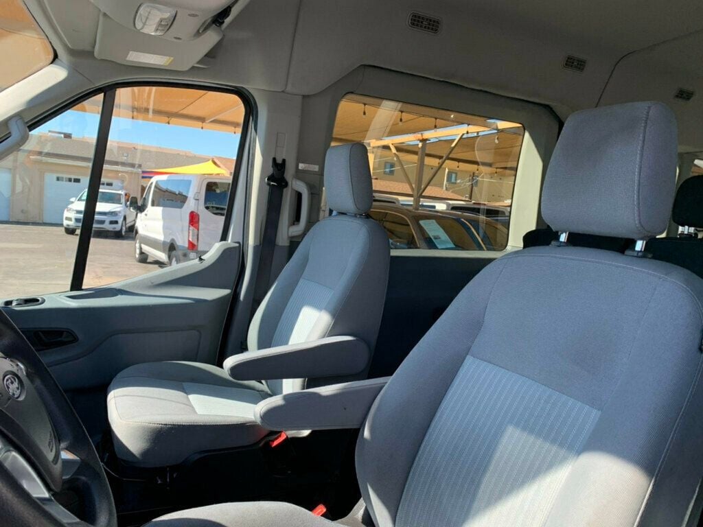 2018 Ford Transit Passenger Wagon T-350 148" Med Roof XLT Sliding RH Dr 1-Owner - 22936789 - 33