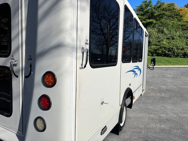 2018 Ford Transit T-350HD Wheelchair Van For Adults Medical Transportation & NEMT Transportation - 22955021 - 10