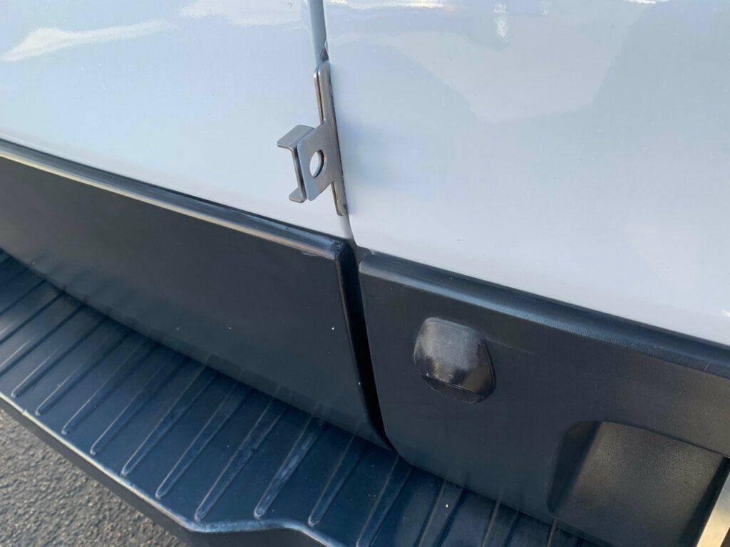 2018 Ford Transit Van T-150 130" Low Rf 8600 GVWR Swing-Out RH Dr - 22972683 - 14