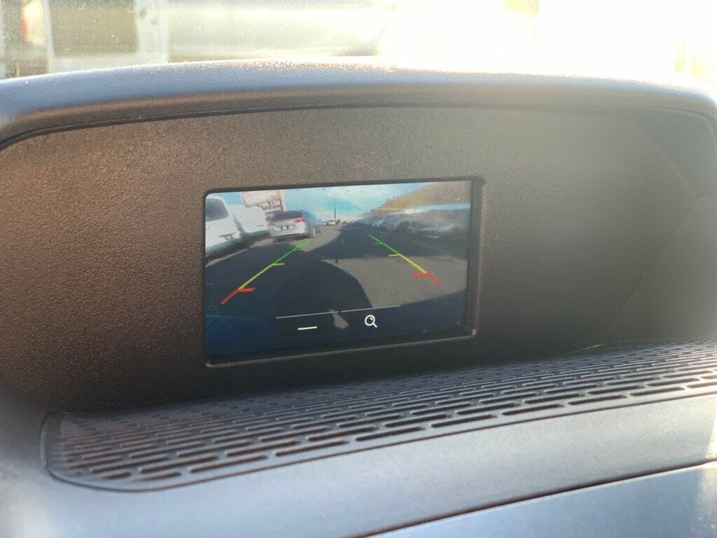 2018 Ford Transit Van T-150 130" Low Rf 8600 GVWR Swing-Out RH Dr - 22972683 - 19