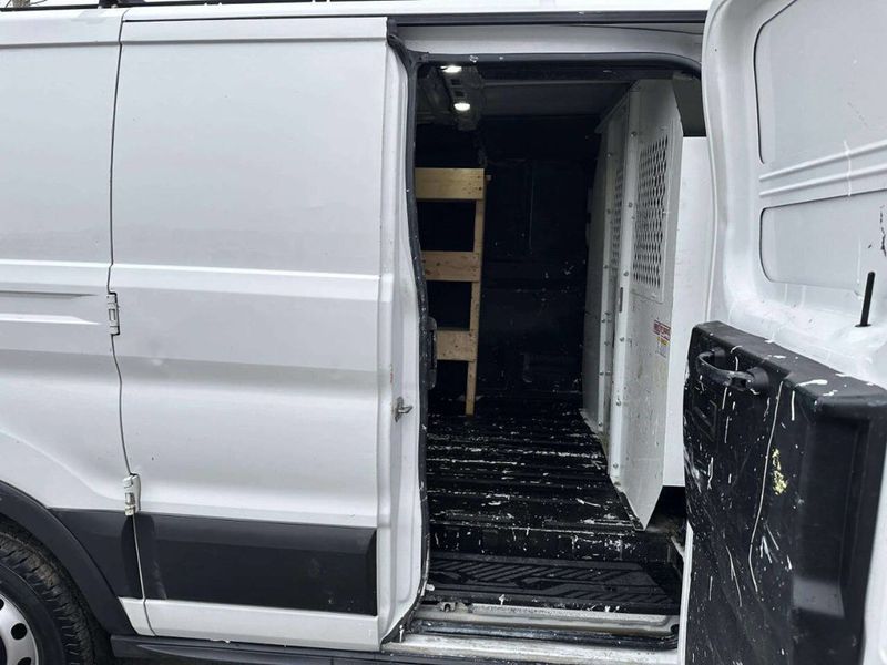 2018 Ford Transit Van T-150 130" Low Rf 8600 GVWR Swing-Out RH Dr - 22997387 - 13