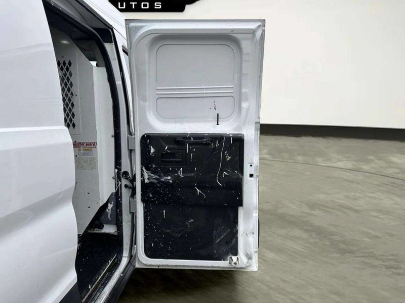 2018 Ford Transit Van T-150 130" Low Rf 8600 GVWR Swing-Out RH Dr - 22997387 - 14