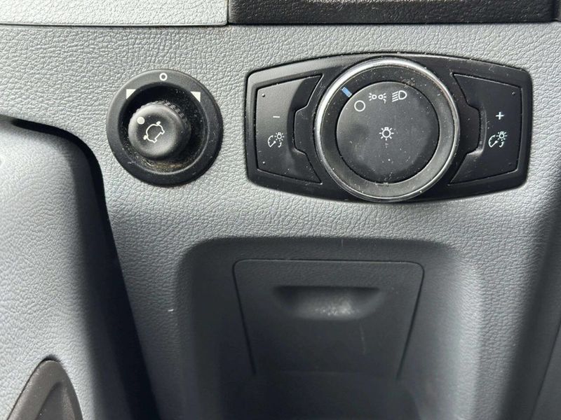 2018 Ford Transit Van T-150 130" Low Rf 8600 GVWR Swing-Out RH Dr - 22997387 - 23