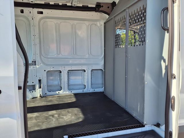 2018 Ford Transit Van T-150 130" Med Rf 8600 GVWR Sliding RH Dr - 22919222 - 18