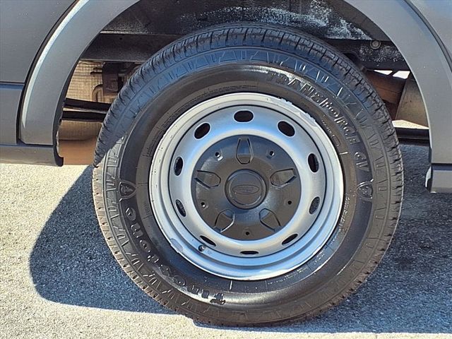 2018 Ford Transit Van T-150 130" Med Rf 8600 GVWR Sliding RH Dr - 22919222 - 38