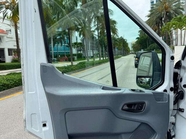 2018 Ford Transit Van T-150 130" Med Rf 8600 GVWR Sliding RH Dr - 23037289 - 19