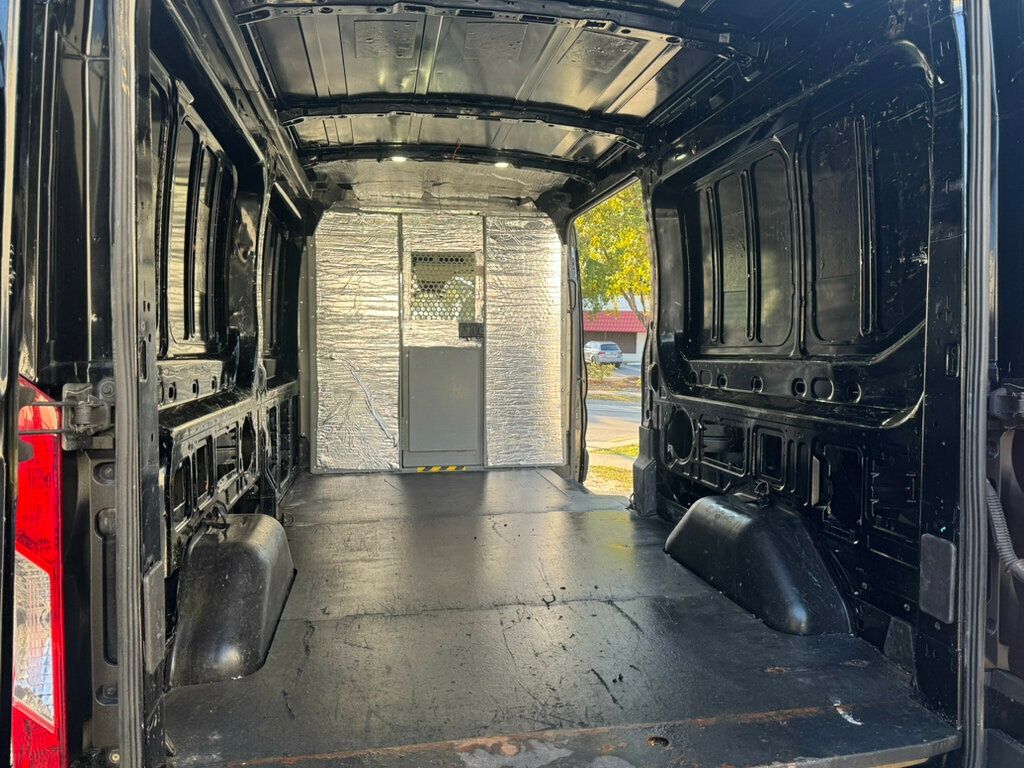 2018 Ford Transit Van T-150 148" Med Rf 8600 GVWR Sliding RH Dr - 22985201 - 5