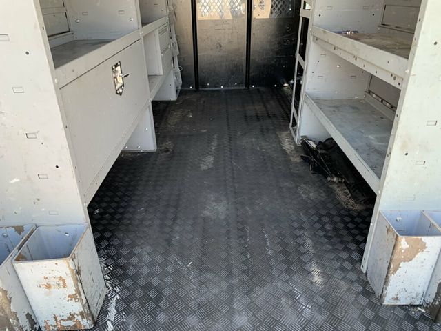 2018 Ford Transit Van T-250 130" Low Rf 9000 GVWR Swing-Out RH Dr - 23070208 - 7
