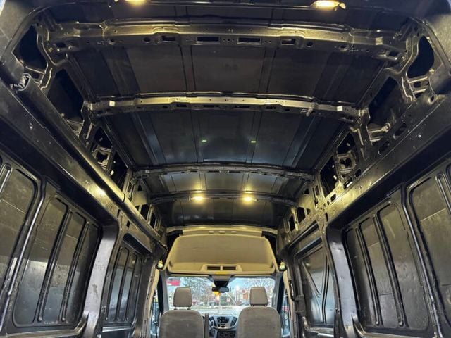 2018 Ford Transit Van T-250 148" Hi Rf 9000 GVWR Sliding RH Dr - 22944032 - 15