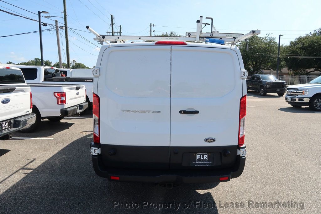 2018 Ford Transit Van Transit 250 Low Roof 148" Cargo Van  - 23082272 - 3
