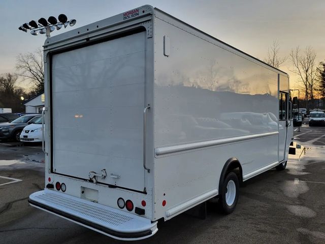 2018 Ford Commercial E350 E350 Cube Van 10' - 22969897 - 15