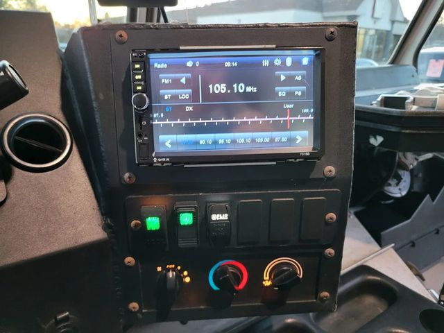 2018 Ford Commercial E350 E350 Cube Van 10' - 22969897 - 5