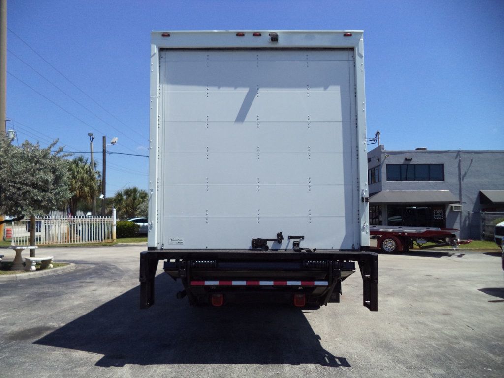 2018 Freightliner Business Class M2 106 w/ 26ft Dry Freight NO CDL Box Truck w/ Lift Gate - 23024735 - 8