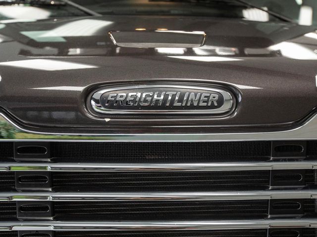 2018 FREIGHTLINER M2 106 Crew Cab - 22930488 - 9
