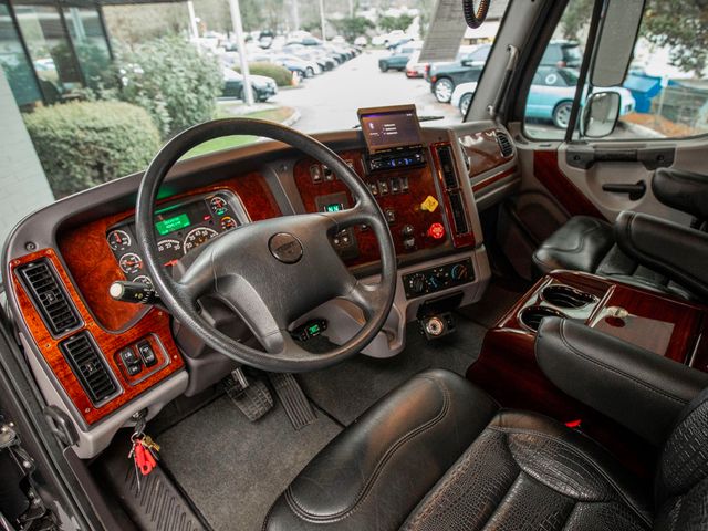 2018 FREIGHTLINER M2 106 Crew Cab - 22930488 - 26