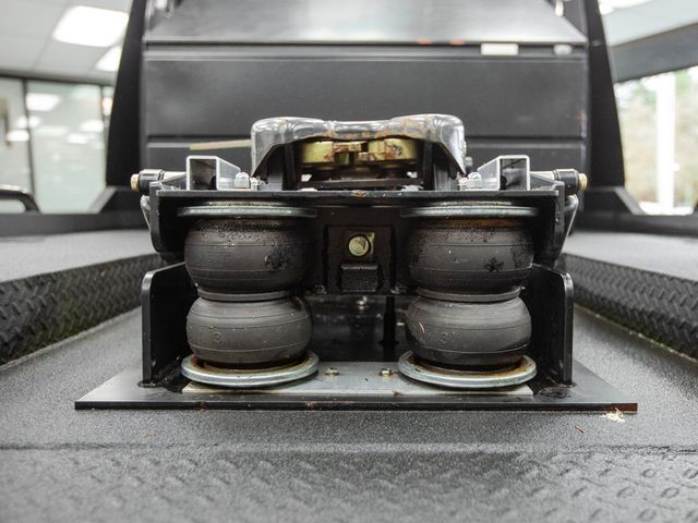 2018 FREIGHTLINER M2 106 Crew Cab - 22930488 - 48