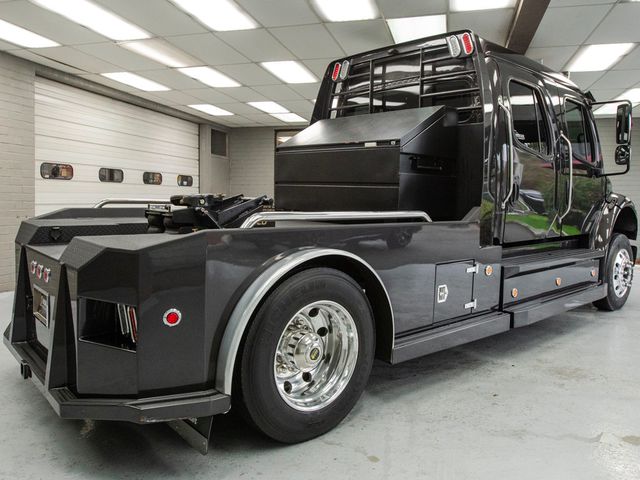 2018 FREIGHTLINER M2 106 Crew Cab - 22930488 - 51