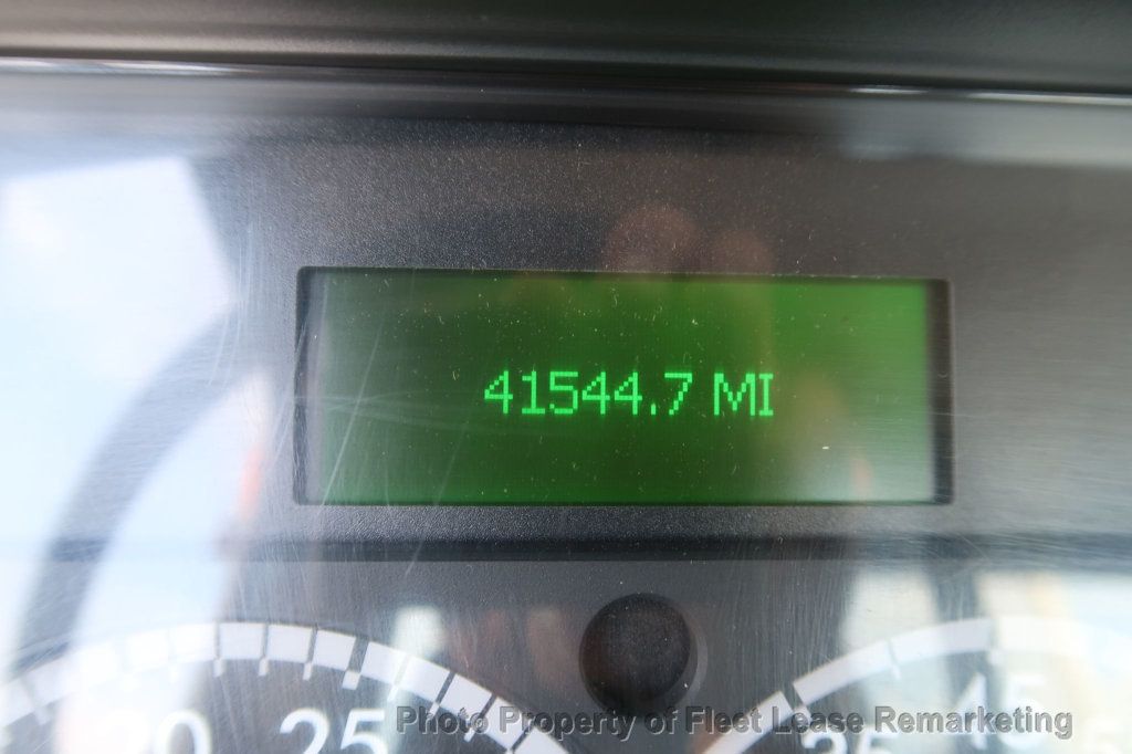 2018 Freightliner M2-106 2WD Reg Cab Utility Bucket M2-106 2WD Reg Cab Utility Bucket - 23033182 - 27