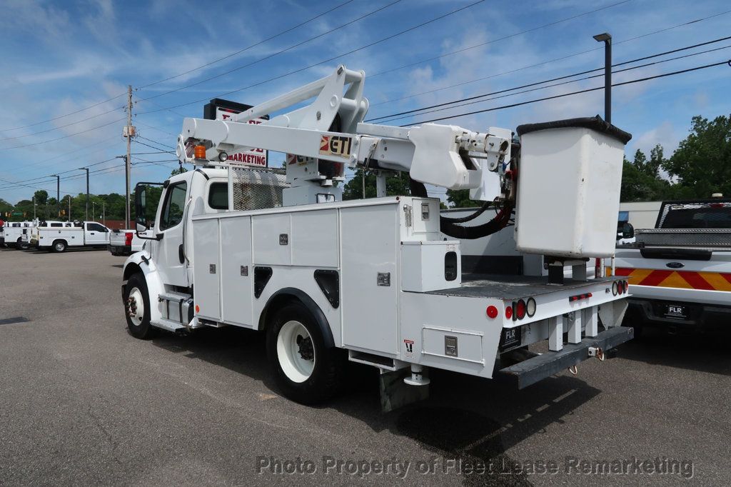 2018 Freightliner M2-106 2WD Reg Cab Utility Bucket M2-106 2WD Reg Cab Utility Bucket - 23033182 - 2