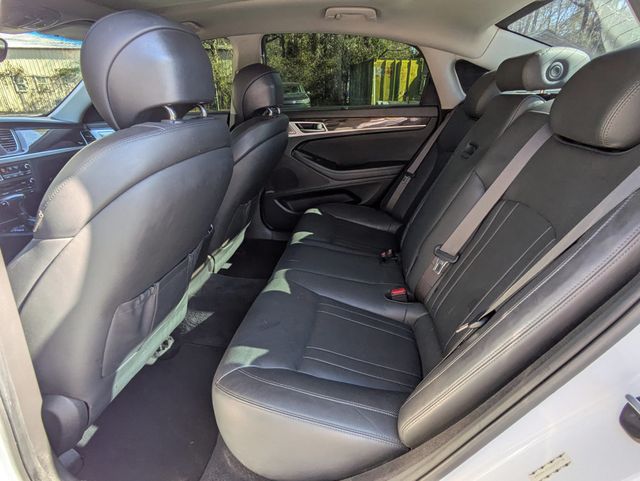 2018 Genesis G80  - 22974338 - 12