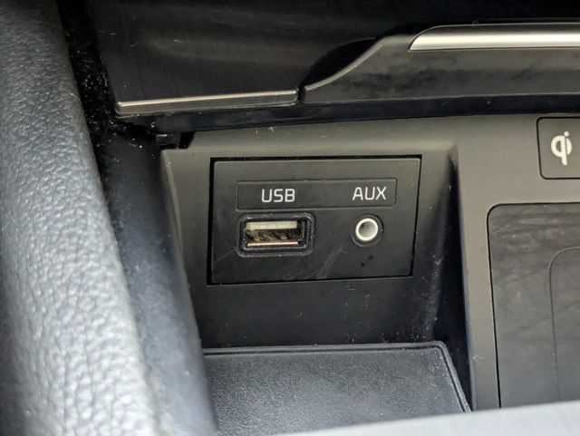 2018 Genesis G80  - 22974338 - 22