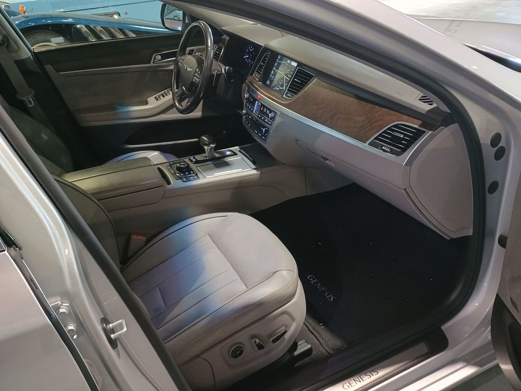 2018 Genesis G80 3.8L AWD Clean Carfax Florida Car - 23002045 - 33