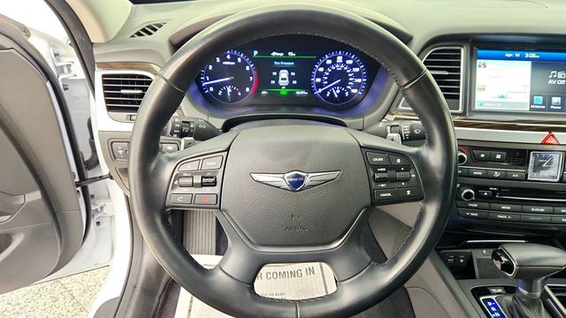 2018 Genesis G80 3.8L RWD w/ Premium Package - 23011422 - 13