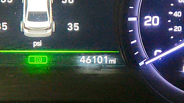 2018 Genesis G80 3.8L RWD w/ Premium Package - 23011422 - 15